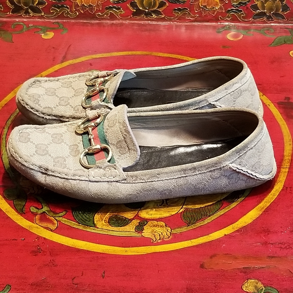 GUCCI Canvas Printed Loafers - Picture 2 of 7